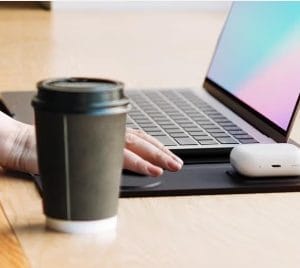 <h1 class="product_title entry-title">4 In 1 Wiresless Charging Laptop Sleeve</h1> - Image 6