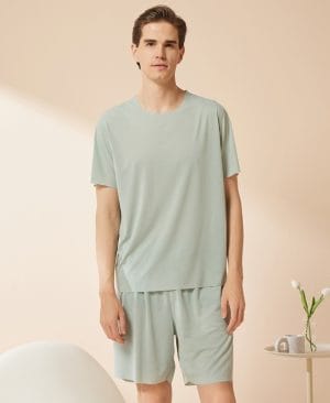 <h1 class="product_title entry-title">Men's Thin Section Traceless Ice Silk Home Wear</h1> - Image 3