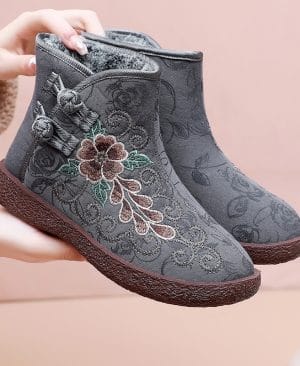 <h1 class="product_title entry-title">Women's Ethnic-style Cotton Boots With Fleece Lining</h1> - Image 5