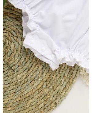 ⁦<h1 class="product_title entry-title">بدلة رومبر بيضاء من الدانتيل للبنات الصغيرات ناعمة وأنيقة بأكمام قصيرة مناسبة لموسم الزفاف والصيف</h1>⁩ - الصورة ⁦6⁩