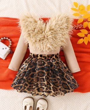 ⁦<h1 class="product_title entry-title">طقم تنورة بطبعة الفهد مع ترتر</h1>⁩ - الصورة ⁦5⁩