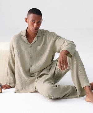 <h1 class="product_title entry-title">Woven Gauze Pajamas Men's Spring And Autumn Thin Homewear Suit</h1> - Image 3