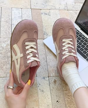 ⁦<h1 class="product_title entry-title">أحذية كورتز النسائية الجلدية ذات النعل السميك والشبكي القابل للتنفس</h1>⁩ - الصورة ⁦3⁩