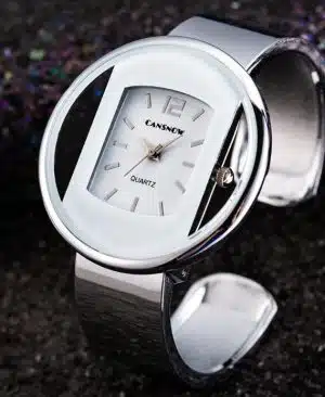 <h1 class="product_title entry-title">Women Watches New Luxury Brand Bracelet Watch Gold Silver Dial Lady Dress Quartz Clock Hot Bayan Kol Saati</h1> - Image 3