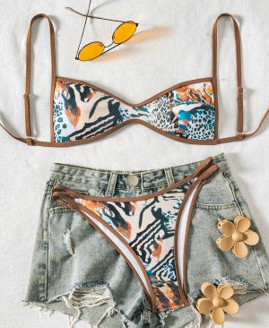 <h1 class="product_title entry-title">Bandeau Backless Lace-up Bikini Two-piece Swimsuit</h1> - Image 6