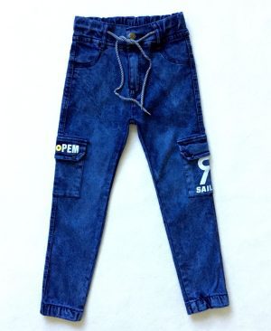 ⁦<h1 class="product_title entry-title">جينز كارجو متعدد الجيوب بطبعة مونوغرام للأولاد</h1>⁩ - الصورة ⁦4⁩