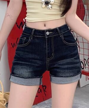 <h1 class="product_title entry-title">Womens Vintage Washed Frayed-edge Jeans</h1> - Image 5