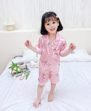 <h1 class="product_title entry-title">Children's Pajamas Set Cartoon Printed Silk Home Service</h1> - Image 4
