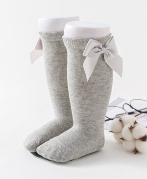 ⁦<h1 class="product_title entry-title">جوارب حمراء لطيفة لطالبات صغيرات</h1>⁩ - الصورة ⁦6⁩