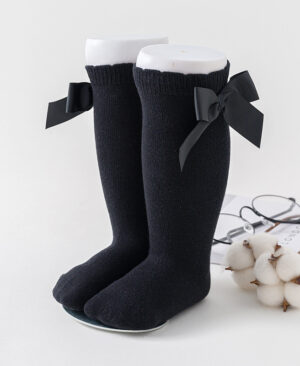 ⁦<h1 class="product_title entry-title">جوارب حمراء لطيفة لطالبات صغيرات</h1>⁩ - الصورة ⁦3⁩