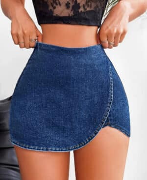 ⁦<h1 class="product_title entry-title">شورتات جينز ضيقة للنساء</h1>⁩ - الصورة ⁦5⁩