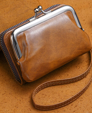 ⁦<h1 class="product_title entry-title">محفظة نسائية مزودة بإبزيم 4 بوصة</h1>⁩ - الصورة ⁦6⁩