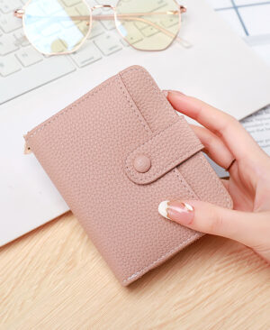 ⁦<h1 class="product_title entry-title">محفظة قصيرة للنساء بنمط الليتشي</h1>⁩ - الصورة ⁦5⁩