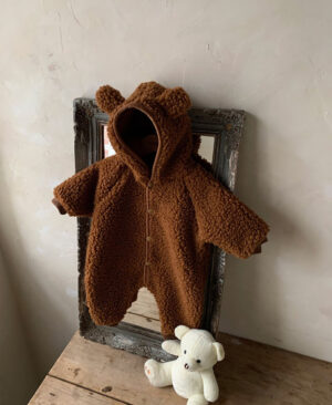 <h1 class="product_title entry-title">Baby Winter Boys And Girls Bear Double-sided Lamb Hooded Cotton Jersey</h1> - Image 4