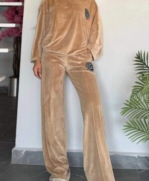 <h1 class="product_title entry-title">Velvet Solid Color Crew-neck Batwing Sleeve Casual Two-piece Suit Women's Clothing</h1> - Image 5