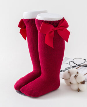 ⁦<h1 class="product_title entry-title">جوارب حمراء لطيفة لطالبات صغيرات</h1>⁩ - الصورة ⁦4⁩