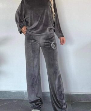 <h1 class="product_title entry-title">Velvet Solid Color Crew-neck Batwing Sleeve Casual Two-piece Suit Women's Clothing</h1> - Image 4