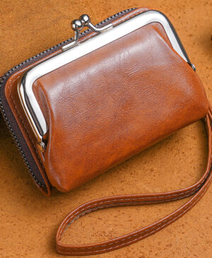 ⁦<h1 class="product_title entry-title">محفظة نسائية مزودة بإبزيم 4 بوصة</h1>⁩ - الصورة ⁦5⁩