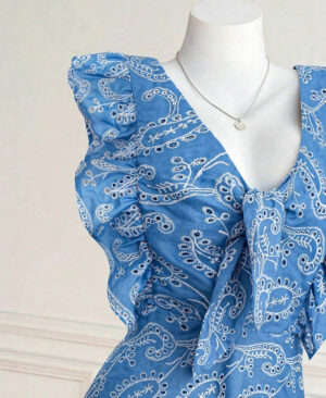 <h1 class="product_title entry-title">Casual Blue V-Neck Embroidered Lace Dress For Vacation And Leisure</h1> - Image 5